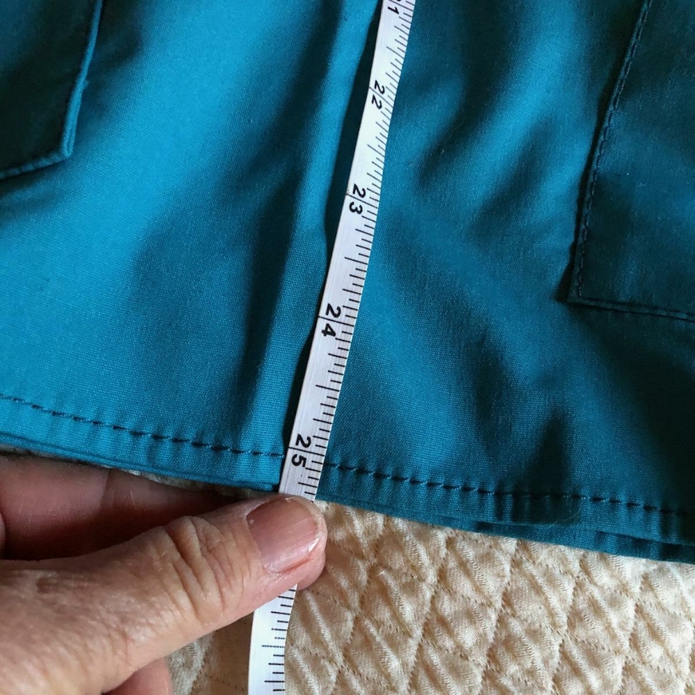 WONDER FLEX SCRUB TOP - Picture 6 of 6